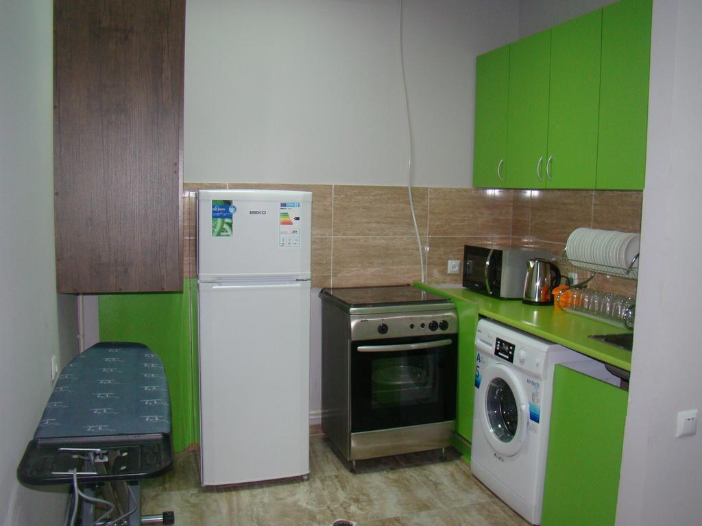 Tiflisi Guest House Bagian luar foto