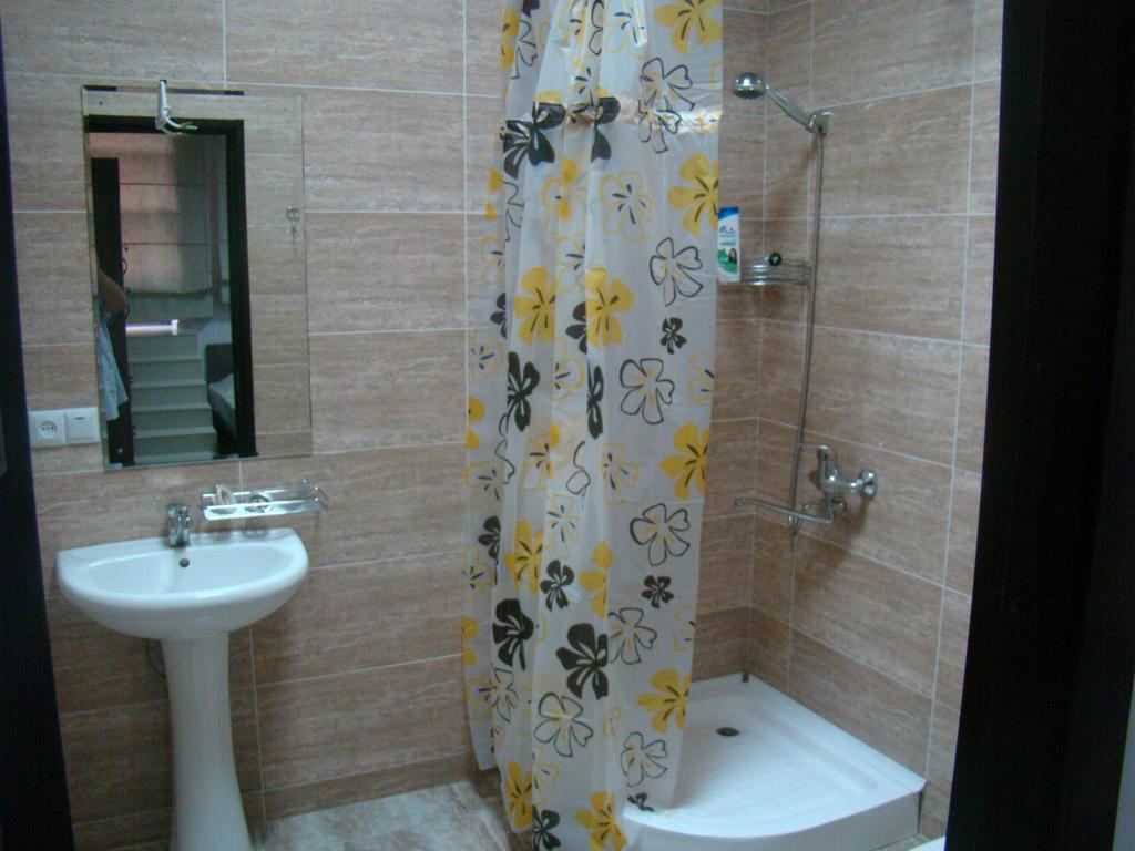 Tiflisi Guest House Ruang foto